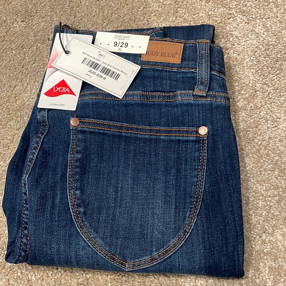 Brand New Judy Blue Pull On Skinny Jeans